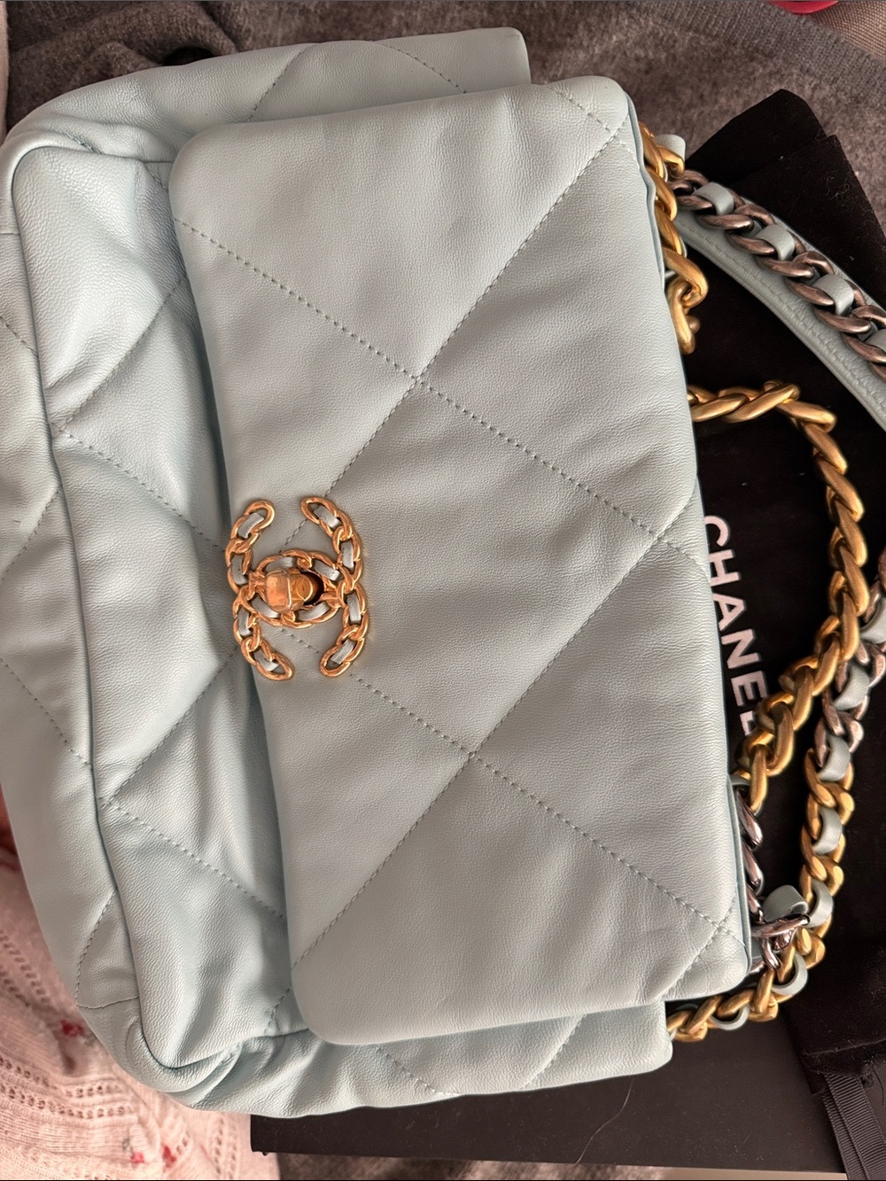 CHANEL 19 Small Quilted Shoulder Bag in Pale Blue with Gold Chain - Picture 2 of 3
